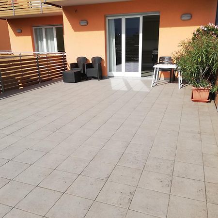 Appartamento La Terrazza Riva del Garda Ngoại thất bức ảnh