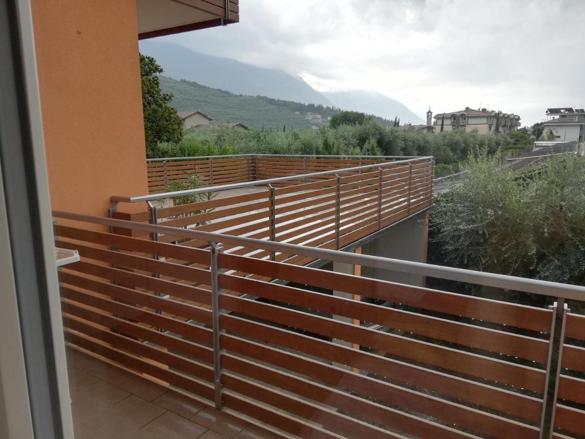 Appartamento La Terrazza Riva del Garda Ngoại thất bức ảnh